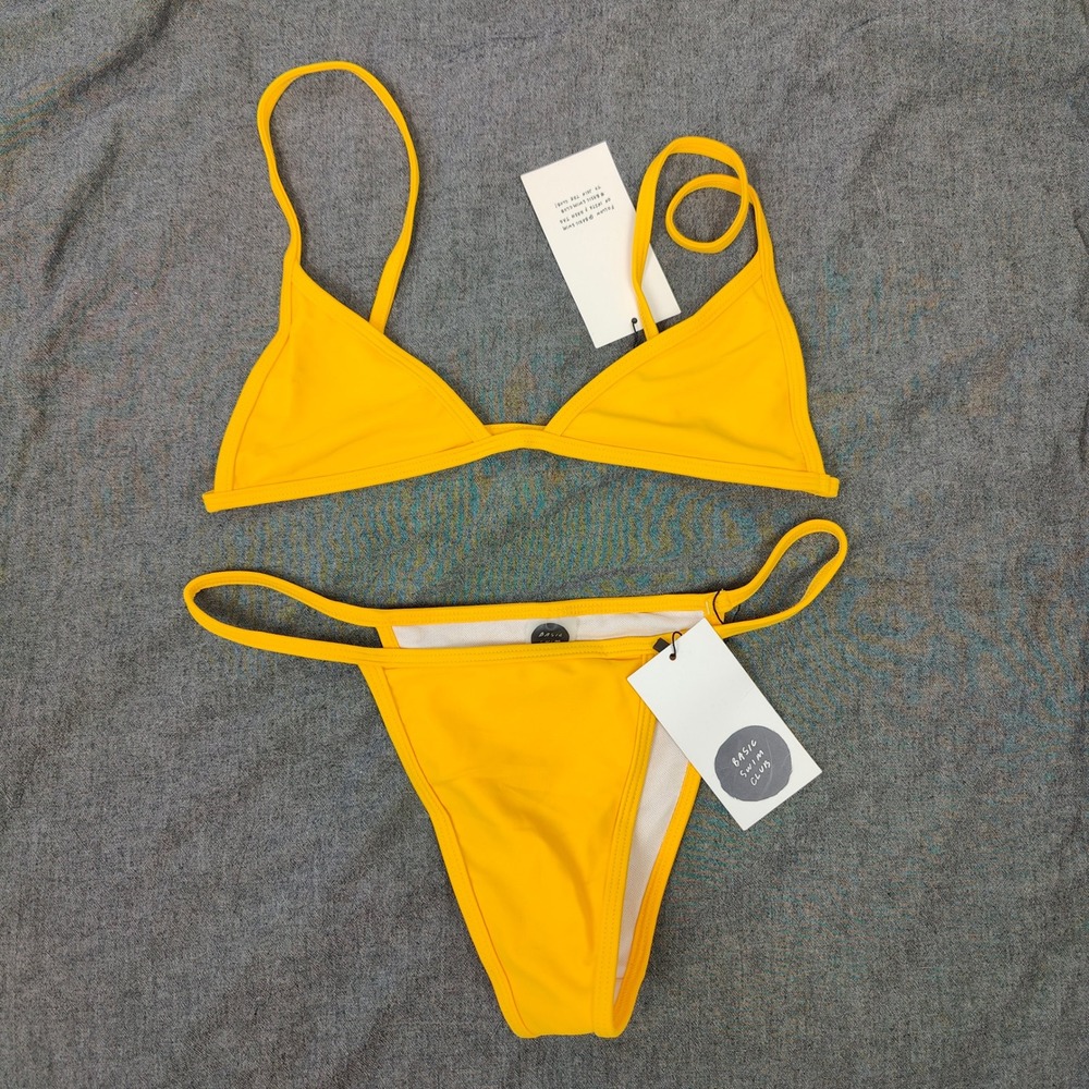 Basic Swim Bikini Set Womens Medium Yellow Triangle High Cut La Premiere NEW - Picture 2 of 7